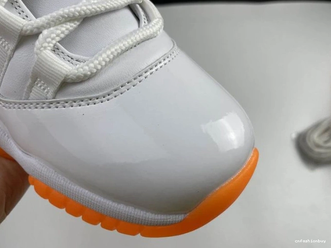 BRIGHT LOW CITRUS 11 AH7860-139 RETRO JORDAN AIR 0818